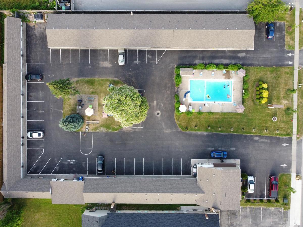 Falcon Motel