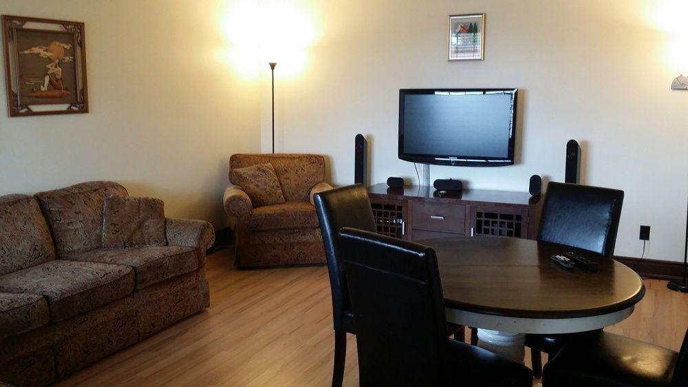Falcon Motel 2*